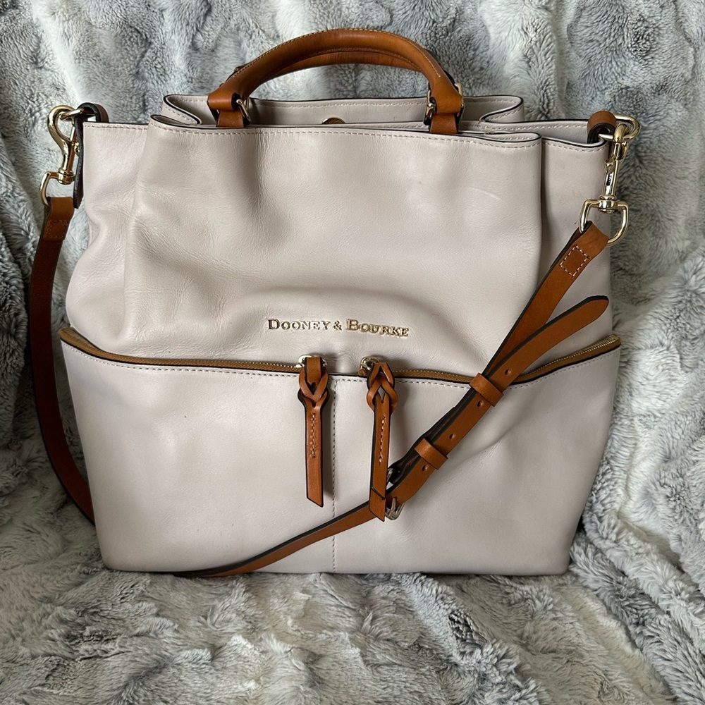 Dooney & Bourke Large City Dawson